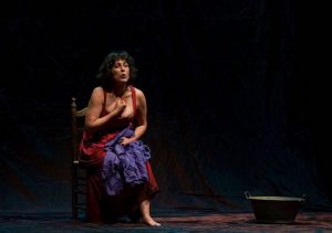 GODOT-Mariana-Palmyra_Teatro-02